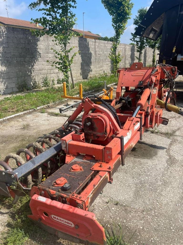 Maschio Aquila 5000 - Активная борона: фото 1 Maschio Aquila 5000 - Активная борона: фото 1