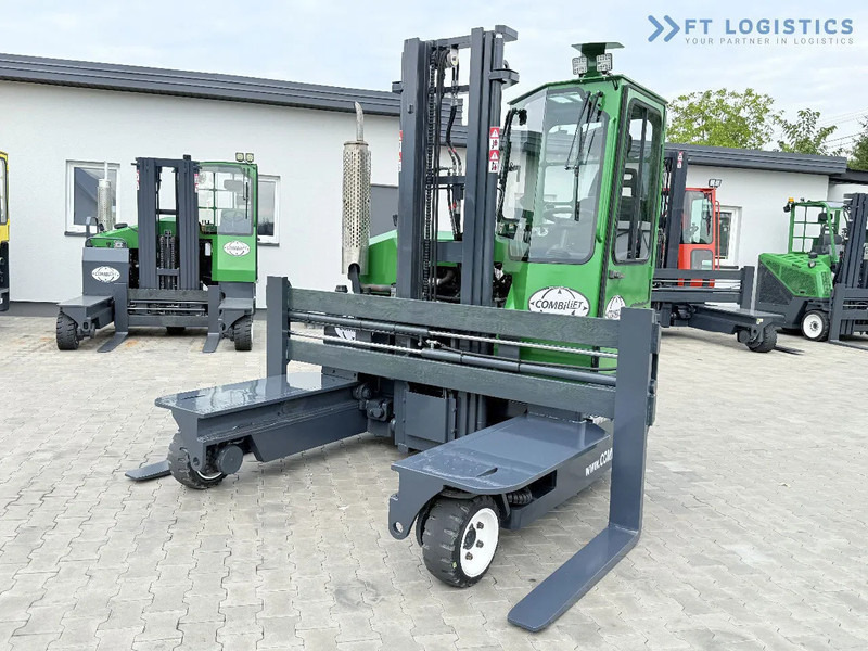 Combilift C3000 / DIESEL / DUPLEX - 4000MM / WIDE FORK POSITIONER 2700MM / FULL HEATED CABIN / ONLY 6905H / CONDITION - LIKE NEW! C3000 / - Четырехсторонний погрузчик: фото 3 Combilift C3000 / DIESEL / DUPLEX - 4000MM / WIDE FORK POSITIONER 2700MM / FULL HEATED CABIN / ONLY 6905H / CONDITION - LIKE NEW! C3000 / - Четырехсторонний погрузчик: фото 3