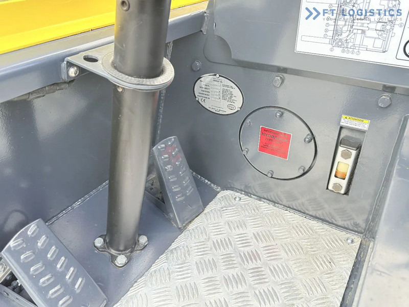 Четырехсторонний погрузчик Combilift C3000CB / GAS / TRIPLEX 4900MM / FREE LIFT / FORK POSITIONER / SIDE SHIFT / EXCELLENT CONDITION / Wide range of four-way and sid: фото 15 Четырехсторонний погрузчик Combilift C3000CB / GAS / TRIPLEX 4900MM / FREE LIFT / FORK POSITIONER / SIDE SHIFT / EXCELLENT CONDITION / Wide range of four-way and sid: фото 15