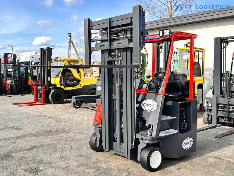 Combilift C3000CB / LPG / TRIPLEX / 5500MM / FREE LIFT / FORK SHIFT / POSITIONER C3000CB / LPG / TRIPLEX / 5500MM / FREE LIFT / FORK SHIFT - Четырехсторонний погрузчик: фото 1 Combilift C3000CB / LPG / TRIPLEX / 5500MM / FREE LIFT / FORK SHIFT / POSITIONER C3000CB / LPG / TRIPLEX / 5500MM / FREE LIFT / FORK SHIFT - Четырехсторонний погрузчик: фото 1