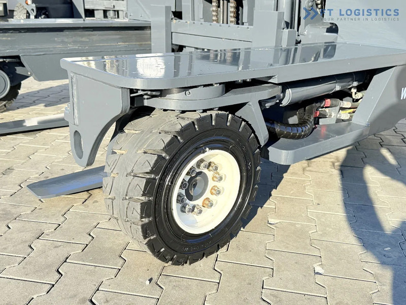 Combilift C4000 / DIESEL / DUPLEX 4100MM / FREE LIFT / SIDE SHIFT / FULL CABIN / EXCELLENT CONDITION / Wide range of four-way and side loa - Четырехсторонний погрузчик: фото 2 Combilift C4000 / DIESEL / DUPLEX 4100MM / FREE LIFT / SIDE SHIFT / FULL CABIN / EXCELLENT CONDITION / Wide range of four-way and side loa - Четырехсторонний погрузчик: фото 2