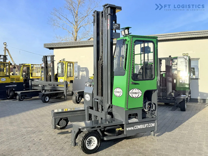 Combilift C4000 / GAS / TRIPLEX - 6900MM / FREE-LIFT / FULL CABIN C4000 / GAS / TRIPLEX - 6900MM / FREE-LIFT / FULL CABIN - Четырехсторонний погрузчик: фото 3 Combilift C4000 / GAS / TRIPLEX - 6900MM / FREE-LIFT / FULL CABIN C4000 / GAS / TRIPLEX - 6900MM / FREE-LIFT / FULL CABIN - Четырехсторонний погрузчик: фото 3