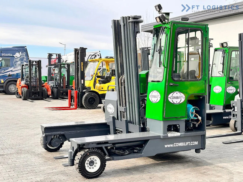 Combilift C4500 / LPG / TRIPLEX / 5500MM / FREE LIFT / HYDRAULIC FORK SHIFT / Like New C4500 / LPG / TRIPLEX / 5500MM / FREE LIFT / HYDRAU - Четырехсторонний погрузчик: фото 2 Combilift C4500 / LPG / TRIPLEX / 5500MM / FREE LIFT / HYDRAULIC FORK SHIFT / Like New C4500 / LPG / TRIPLEX / 5500MM / FREE LIFT / HYDRAU - Четырехсторонний погрузчик: фото 2