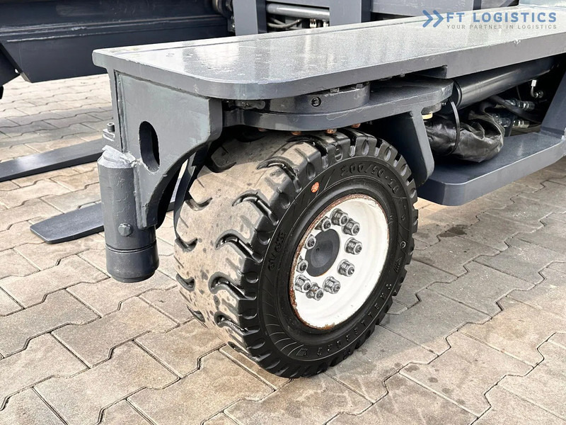 Combilift C4500 / LPG / TRIPLEX / 5500MM / FREE LIFT / HYDRAULIC FORK SHIFT / Like New C4500 / LPG / TRIPLEX / 5500MM / FREE LIFT / HYDRAU - Четырехсторонний погрузчик: фото 5 Combilift C4500 / LPG / TRIPLEX / 5500MM / FREE LIFT / HYDRAULIC FORK SHIFT / Like New C4500 / LPG / TRIPLEX / 5500MM / FREE LIFT / HYDRAU - Четырехсторонний погрузчик: фото 5