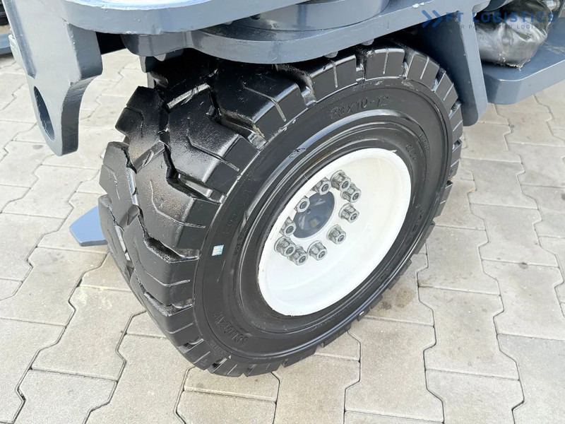 Combilift COMBILIFT C3000XL LARGE CABIN – DUPLEX 3200mm – Year 2015 – LPG – FREE LIFT – SIDESHIFT – CONDITION 5/5 COMBILIFT C3000XL LARGE - Четырехсторонний погрузчик: фото 3 Combilift COMBILIFT C3000XL LARGE CABIN – DUPLEX 3200mm – Year 2015 – LPG – FREE LIFT – SIDESHIFT – CONDITION 5/5 COMBILIFT C3000XL LARGE - Четырехсторонний погрузчик: фото 3