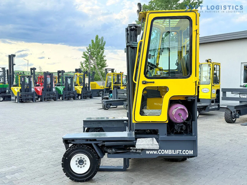 Combilift COMBILIFT C3000XL LARGE CABIN – DUPLEX 3200mm – Year 2015 – LPG – FREE LIFT – SIDESHIFT – CONDITION 5/5 COMBILIFT C3000XL LARGE - Четырехсторонний погрузчик: фото 2 Combilift COMBILIFT C3000XL LARGE CABIN – DUPLEX 3200mm – Year 2015 – LPG – FREE LIFT – SIDESHIFT – CONDITION 5/5 COMBILIFT C3000XL LARGE - Четырехсторонний погрузчик: фото 2