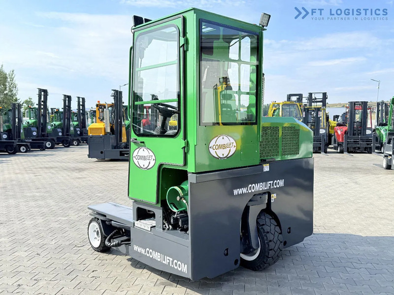 Четырехсторонний погрузчик Combilift Combilift C2500 / GAS / TRIPLEX 4900MM / FREE LIFT / ONLY 2446 HOURS / FORK POSITIONER / FULL CABIN / PERFECT CONDITION / Wide r: фото 9 Четырехсторонний погрузчик Combilift Combilift C2500 / GAS / TRIPLEX 4900MM / FREE LIFT / ONLY 2446 HOURS / FORK POSITIONER / FULL CABIN / PERFECT CONDITION / Wide r: фото 9