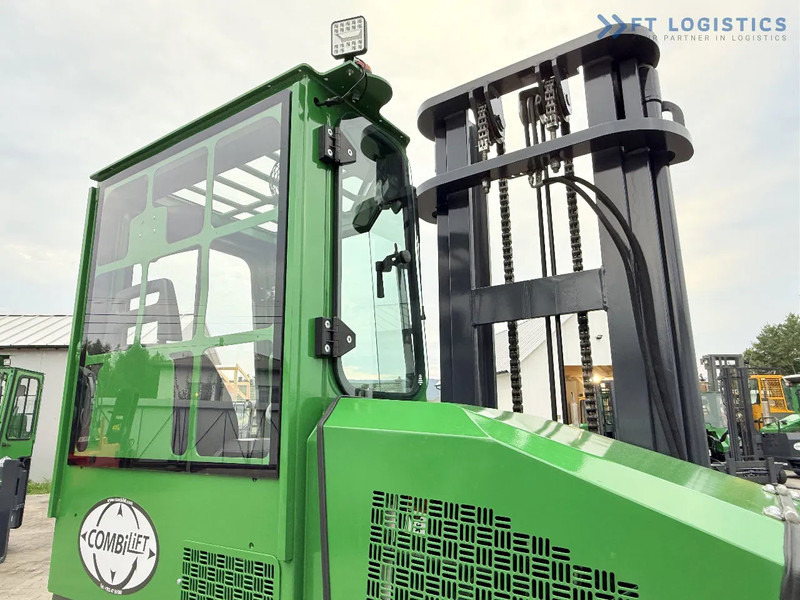 Четырехсторонний погрузчик Combilift Combilift C4500 / DIESEL / DUPLEX 4000MM / WIDE FORK POSITIONER / HEATING / FULL CABIN / PERFECT CONDITION / Wide range of four-: фото 12 Четырехсторонний погрузчик Combilift Combilift C4500 / DIESEL / DUPLEX 4000MM / WIDE FORK POSITIONER / HEATING / FULL CABIN / PERFECT CONDITION / Wide range of four-: фото 12