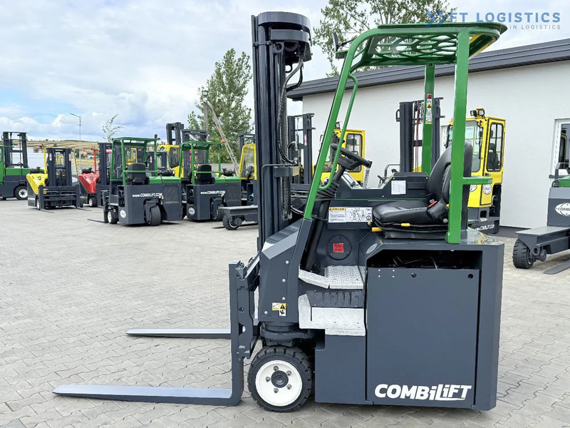 Combilift Combilift CBE2500 / TRIPLEX / 5500MM / FREE LIFT / ELECTRIC DRIVE / ONLY 2300 MTH / FORK POSITIONER / SIDE SHIFT / NEW TYRES / L - Четырехсторонний погрузчик: фото 3 Combilift Combilift CBE2500 / TRIPLEX / 5500MM / FREE LIFT / ELECTRIC DRIVE / ONLY 2300 MTH / FORK POSITIONER / SIDE SHIFT / NEW TYRES / L - Четырехсторонний погрузчик: фото 3