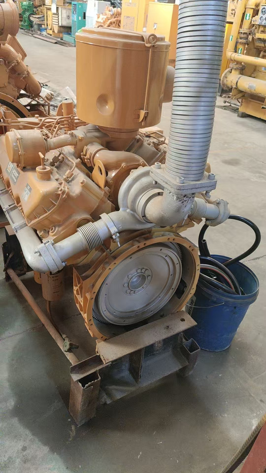 CATERPILLAR 3208 - Двигатель для Экскаваторов: фото 3 CATERPILLAR 3208 - Двигатель для Экскаваторов: фото 3