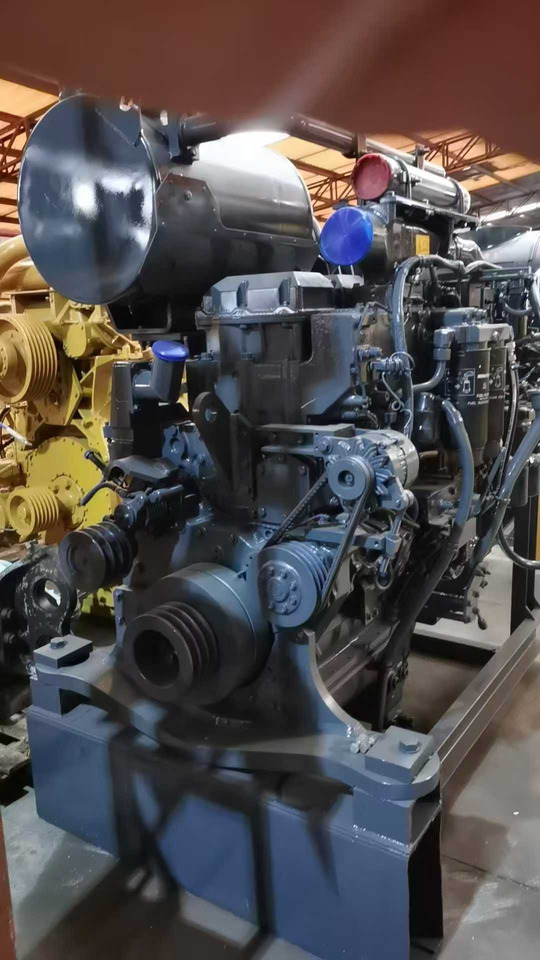 KOMATSU 6D170E-3 - Двигатель для Погрузчиков: фото 3 KOMATSU 6D170E-3 - Двигатель для Погрузчиков: фото 3