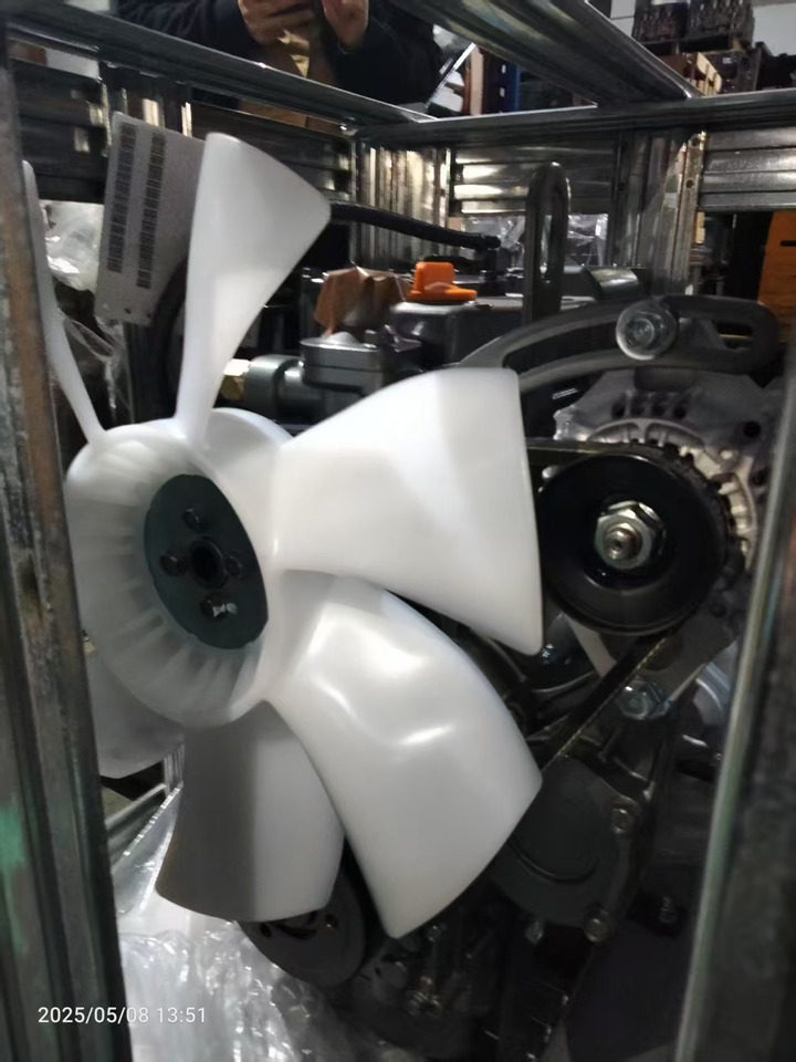 YANMAR 3TNV76 - Двигатель для Экскаваторов: фото 4 YANMAR 3TNV76 - Двигатель для Экскаваторов: фото 4