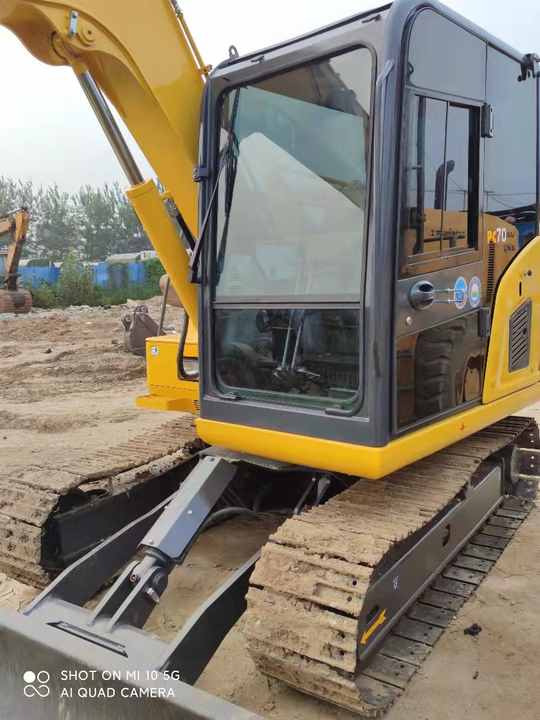 Cheap Used Komatsu PC70 Crawler Excavator with High Efficiency Used Heavy Machinery Komatsu P70 Digger Cheap for Sale - Гусеничный экскаватор: фото 2 Cheap Used Komatsu PC70 Crawler Excavator with High Efficiency Used Heavy Machinery Komatsu P70 Digger Cheap for Sale - Гусеничный экскаватор: фото 2