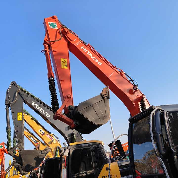 Japan Original Hitachi ZX130 Crawler Excavator Perfect for Various Projects Available Used Excavators for Sale - Гусеничный экскаватор: фото 2 Japan Original Hitachi ZX130 Crawler Excavator Perfect for Various Projects Available Used Excavators for Sale - Гусеничный экскаватор: фото 2