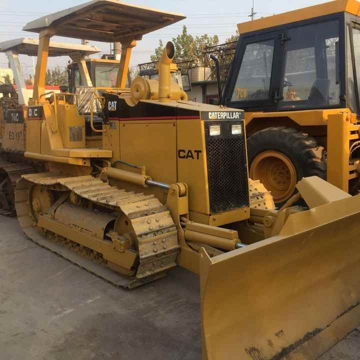 Mini CAT Bulldozer D3c D3 D3k D3m D4h D4m D4k D5h D5g D5k D5m Used Bulldozer with Ripper for Sale - Бульдозер: фото 1 Mini CAT Bulldozer D3c D3 D3k D3m D4h D4m D4k D5h D5g D5k D5m Used Bulldozer with Ripper for Sale - Бульдозер: фото 1