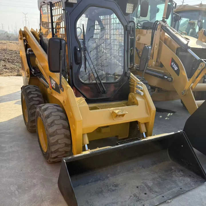 Мини-погрузчик с бортовым поворотом Second Hand Cheap Caterpillar CAT246D with Perfect Function Mini Skid Steers Used Cat246c 246D Backhoe Loader on Sale: фото 1