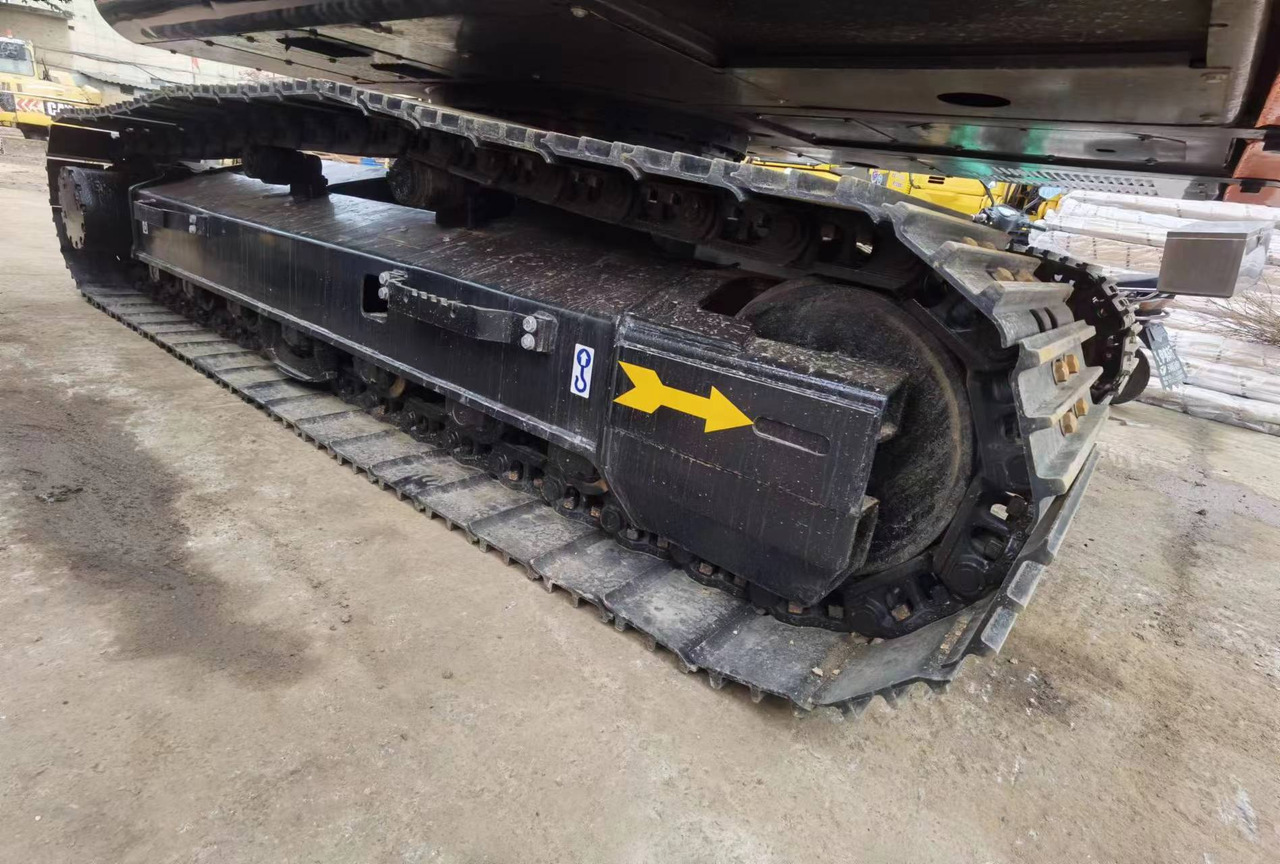 CRAWLER EXCAVATOR Used Hitachi ZX200-3G Excavator for Sale - Low Hours, Full Documentation - Строительная техника: фото 3 CRAWLER EXCAVATOR Used Hitachi ZX200-3G Excavator for Sale - Low Hours, Full Documentation - Строительная техника: фото 3