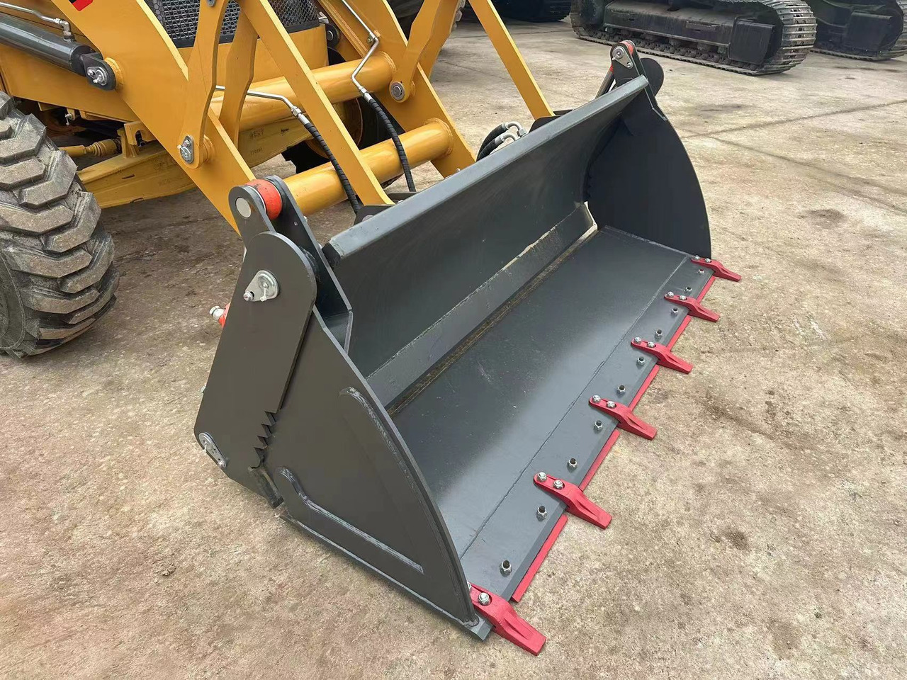 Used Backhoe High Quality CAT 420F - Экскаватор-погрузчик: фото 3 Used Backhoe High Quality CAT 420F - Экскаватор-погрузчик: фото 3