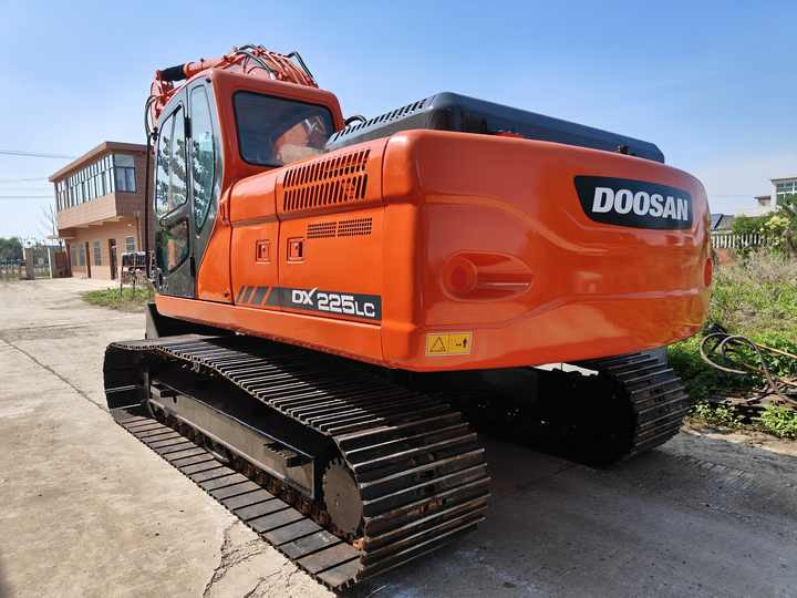 Used Doosan DX225LC Excavator | Low Hours | Heavy Duty | G lobal Shipping - Гусеничный экскаватор: фото 2 Used Doosan DX225LC Excavator | Low Hours | Heavy Duty | G lobal Shipping - Гусеничный экскаватор: фото 2
