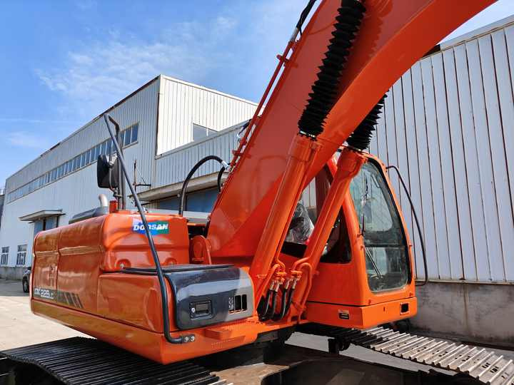 Used Doosan DX225LC Excavator | Low Hours | Heavy Duty | G lobal Shipping - Гусеничный экскаватор: фото 3 Used Doosan DX225LC Excavator | Low Hours | Heavy Duty | G lobal Shipping - Гусеничный экскаватор: фото 3