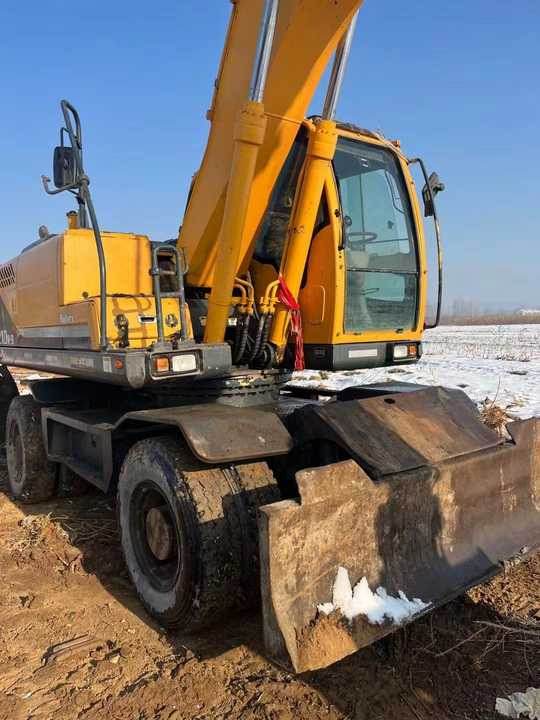 Used Korea Brand Original hyundai 210w-9 Wheel Excavator for Sale Used hyundai Wheel Excavator - Колёсный экскаватор: фото 2 Used Korea Brand Original hyundai 210w-9 Wheel Excavator for Sale Used hyundai Wheel Excavator - Колёсный экскаватор: фото 2