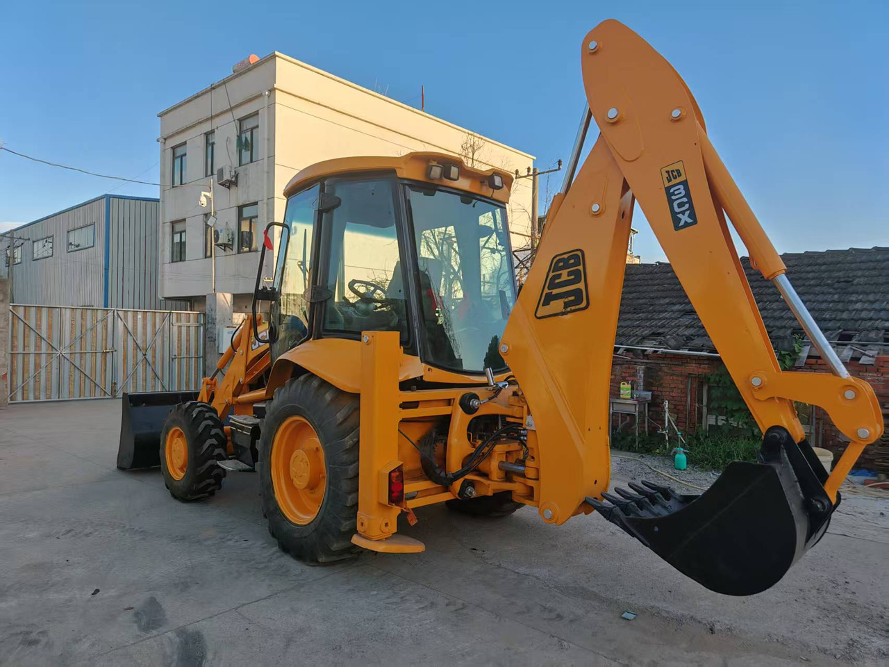 Used Second-hand Backhoe JCB 3CX - Экскаватор-погрузчик: фото 2 Used Second-hand Backhoe JCB 3CX - Экскаватор-погрузчик: фото 2