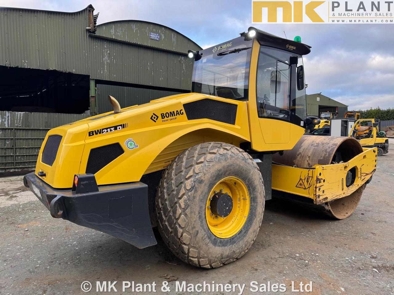 BOMAG BW213D-5 - Каток: фото 4 BOMAG BW213D-5 - Каток: фото 4