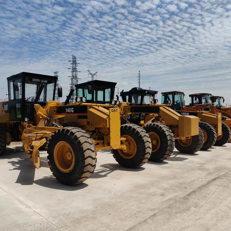 CATERPILLAR 140G - Грейдер: фото 1 CATERPILLAR 140G - Грейдер: фото 1