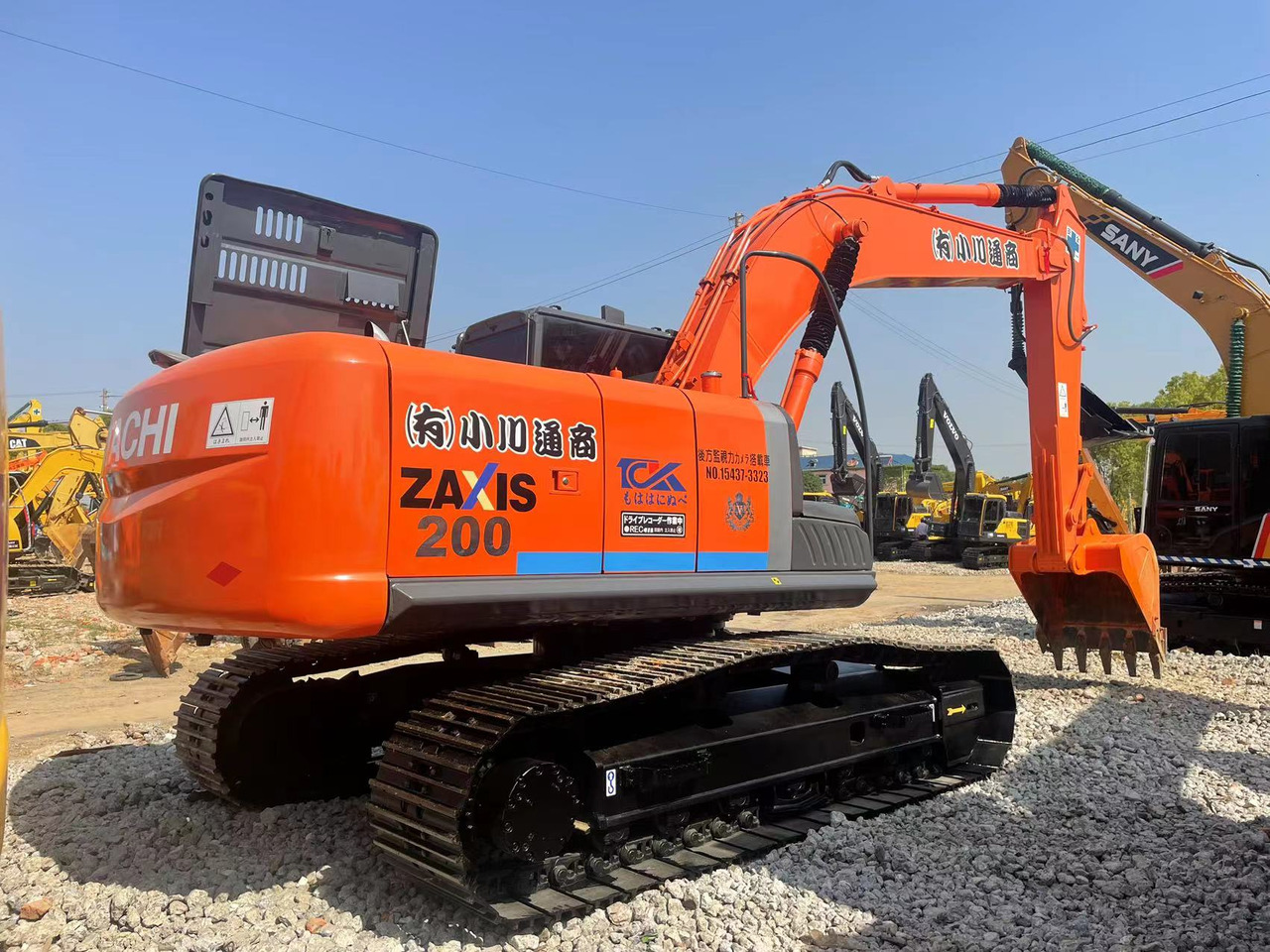 HITACHI ZX200-3 - Гусеничный экскаватор: фото 1 HITACHI ZX200-3 - Гусеничный экскаватор: фото 1