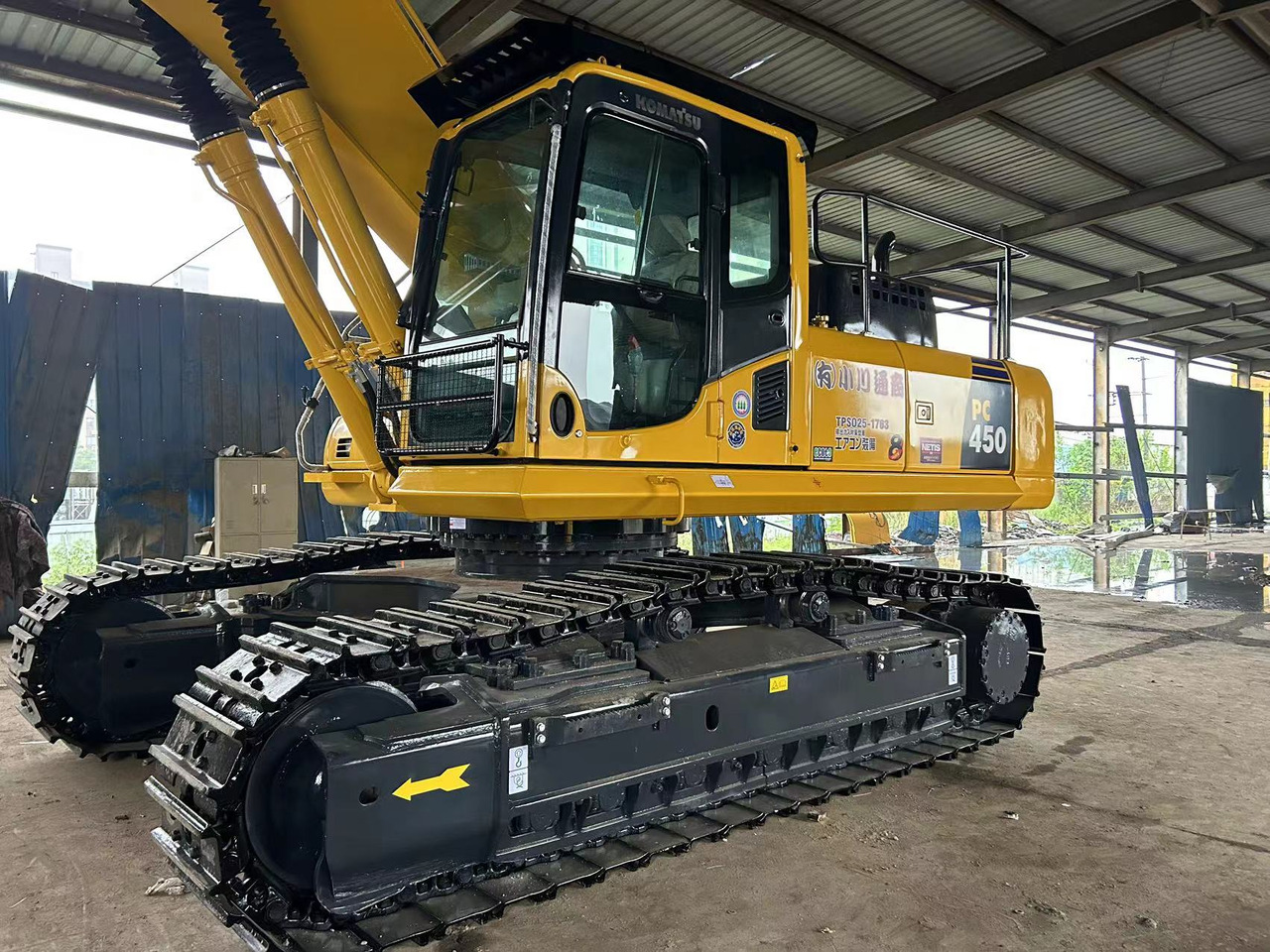 KOMATSU PC450-8 - Гусеничный экскаватор: фото 2 KOMATSU PC450-8 - Гусеничный экскаватор: фото 2