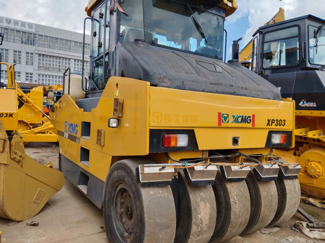 XCMG XP303 - Дорожный каток: фото 3 XCMG XP303 - Дорожный каток: фото 3