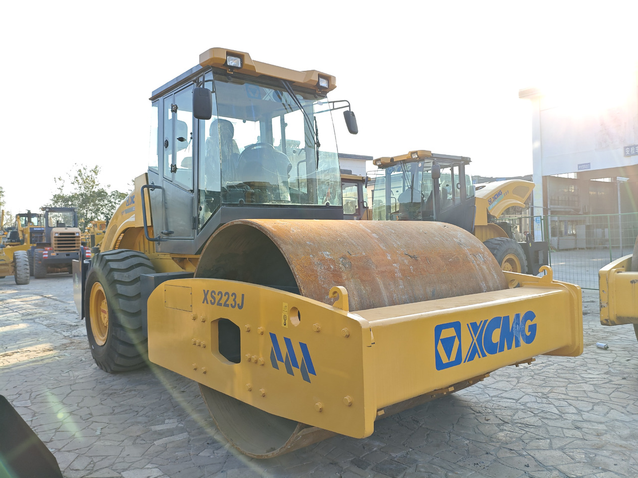 XCMG XS223J - Дорожный каток: фото 3 XCMG XS223J - Дорожный каток: фото 3