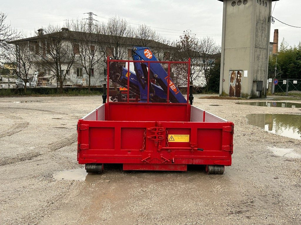 CONTAINER SCARRABILE NUOVO A PIANALE CON GRU - Контейнер для мультилифта: фото 4 CONTAINER SCARRABILE NUOVO A PIANALE CON GRU - Контейнер для мультилифта: фото 4