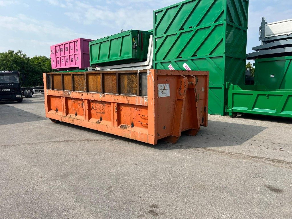 CONTAINER SCARRABILE USATO A CIELO APERTO - Контейнер для мультилифта: фото 3 CONTAINER SCARRABILE USATO A CIELO APERTO - Контейнер для мультилифта: фото 3