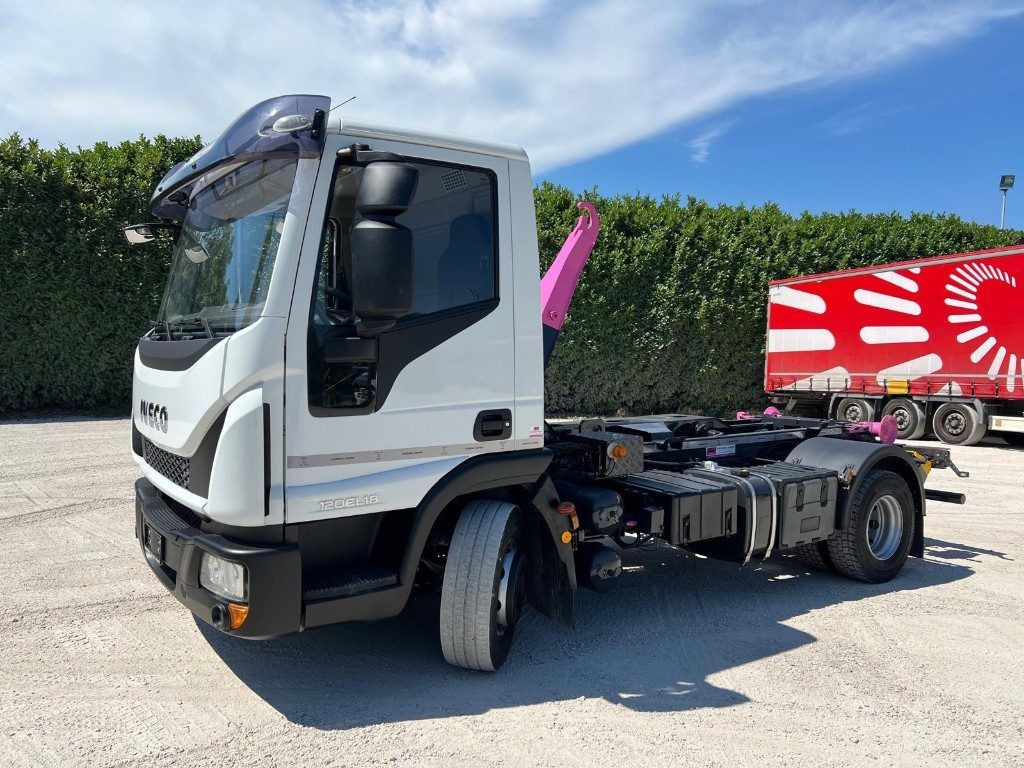 IVECO 120EL18 SCARRABILE - Контейнер для мультилифта: фото 2 IVECO 120EL18 SCARRABILE - Контейнер для мультилифта: фото 2