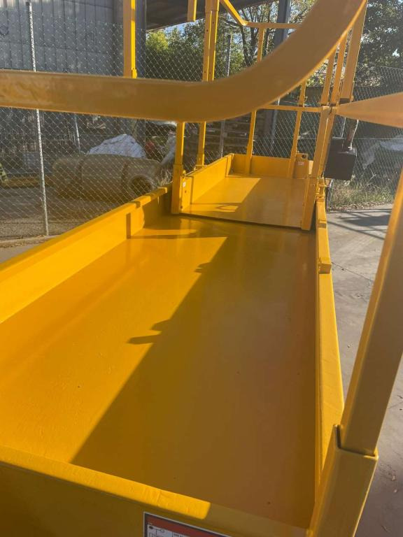 Ножничный подъемник Haulotte COMPACT 8: фото 10