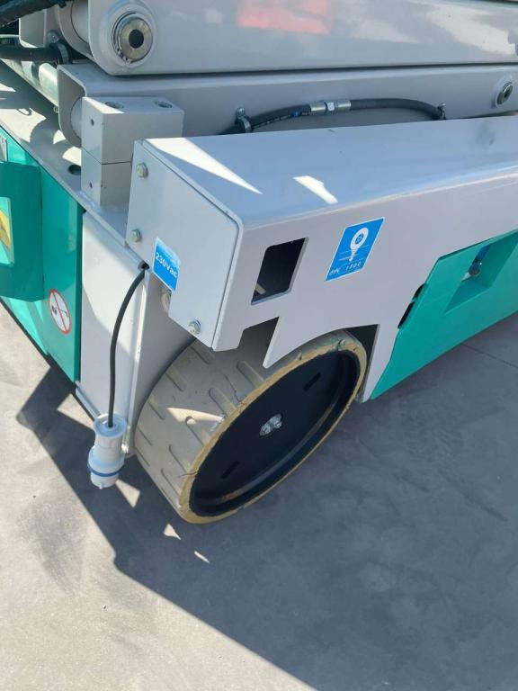 Imer IM12122 - Ножничный подъемник: фото 4 Imer IM12122 - Ножничный подъемник: фото 4