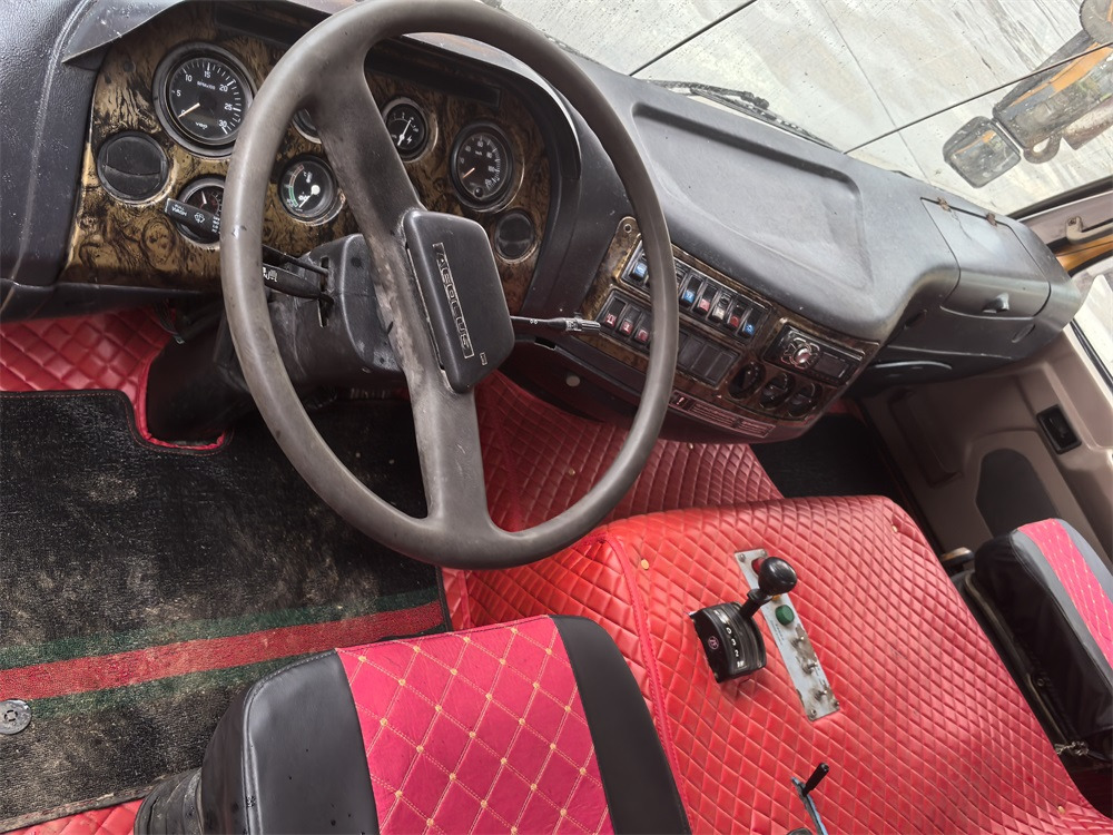 XCMG QY100K QY130K QY160K QAY200 QAY240 QAY300 QAY350 used truck crane - Мобильный кран: фото 5 XCMG QY100K QY130K QY160K QAY200 QAY240 QAY300 QAY350 used truck crane - Мобильный кран: фото 5