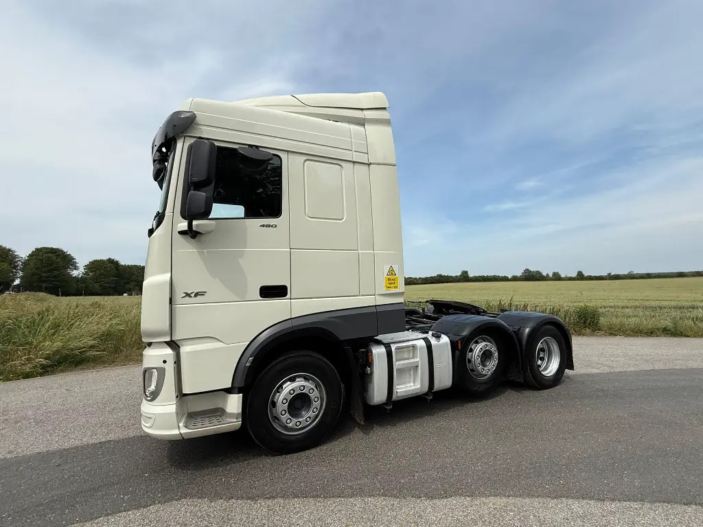 DAF XF 105 - Тягач: фото 5 DAF XF 105 - Тягач: фото 5