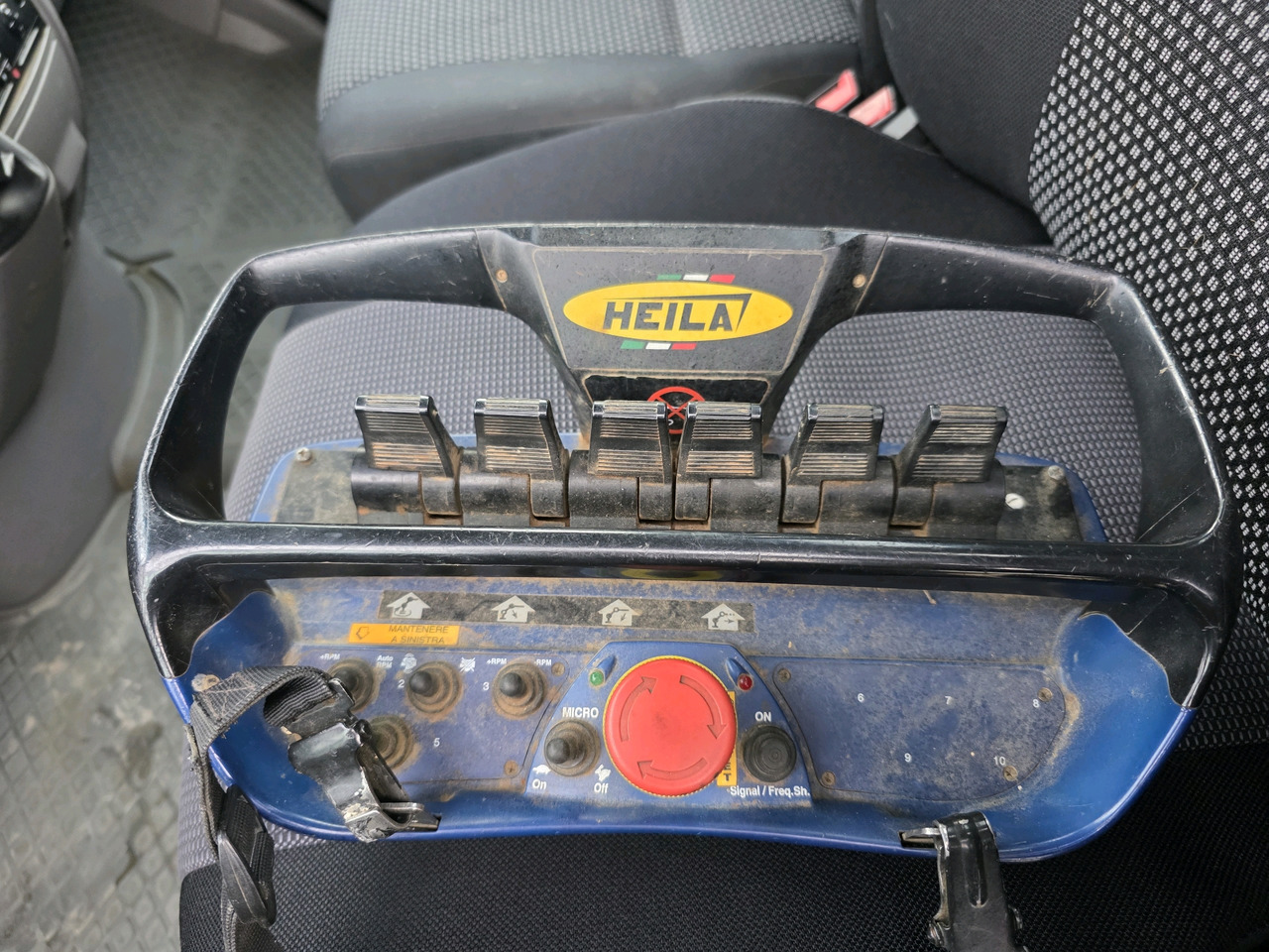 Малотоннажный бортовой грузовик Mercedes-Benz Sprinter 418 CDI Skrzynia +HDS 10.5 M +Pilot ! 87000km !: фото 15 Малотоннажный бортовой грузовик Mercedes-Benz Sprinter 418 CDI Skrzynia +HDS 10.5 M +Pilot ! 87000km !: фото 15