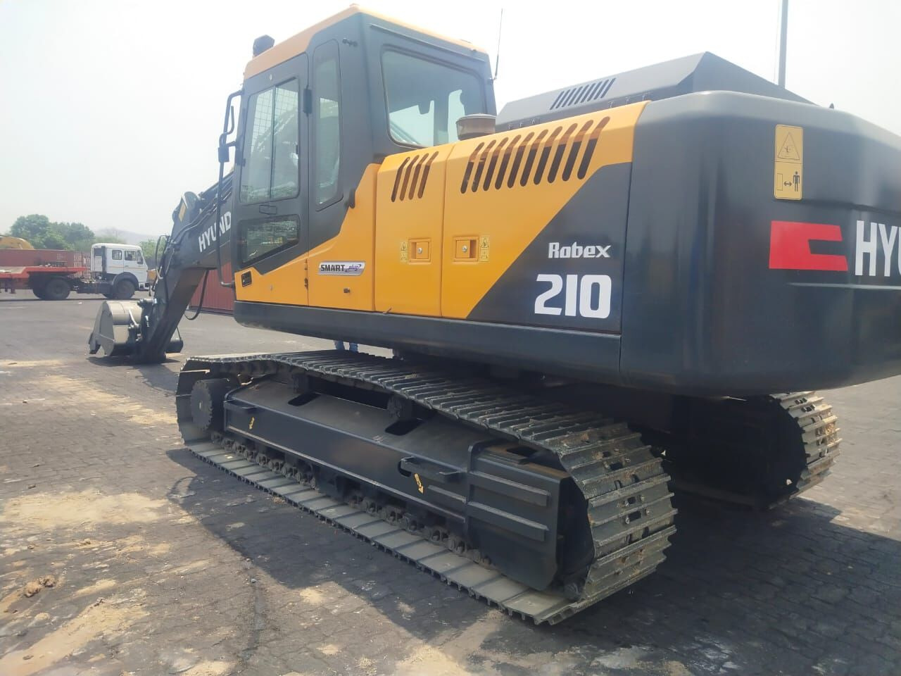 New Hyundai R210 tracked excavator - Гусеничный экскаватор: фото 3 New Hyundai R210 tracked excavator - Гусеничный экскаватор: фото 3