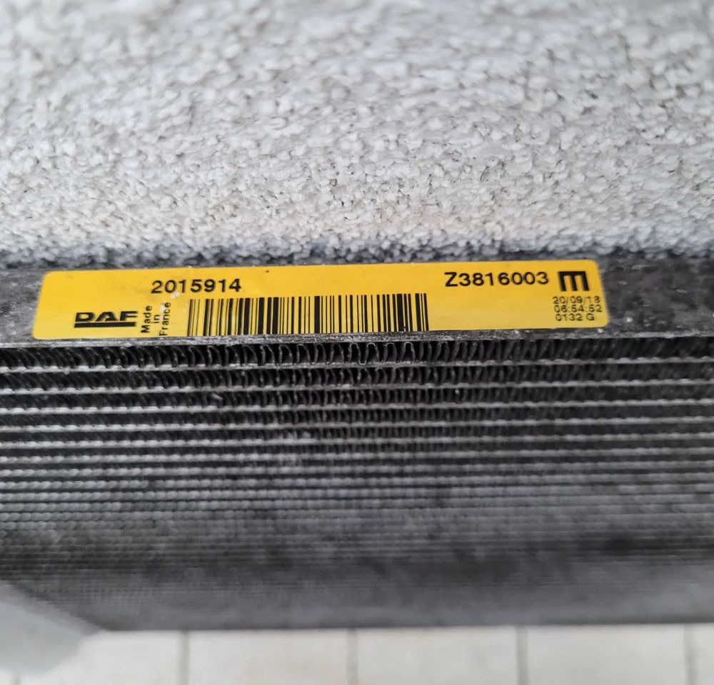 CHŁODNICA KLIMATYZACJI DAF XF 106 OM 2015914 - Конденсатор для Грузовиков: фото 3 CHŁODNICA KLIMATYZACJI DAF XF 106 OM 2015914 - Конденсатор для Грузовиков: фото 3