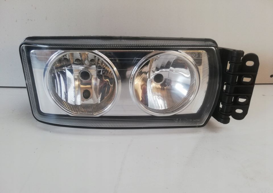 LAMPA IVECO EUROCARGO STRALIS NOWA LIFT RH - Передняя фара для Грузовиков: фото 1 LAMPA IVECO EUROCARGO STRALIS NOWA LIFT RH - Передняя фара для Грузовиков: фото 1