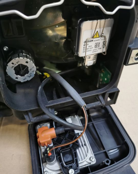 LAMPA XENON MAN TGX TGS RH.ORYGINAŁ LIFT MOCNY LED - Передняя фара для Грузовиков: фото 5 LAMPA XENON MAN TGX TGS RH.ORYGINAŁ LIFT MOCNY LED - Передняя фара для Грузовиков: фото 5