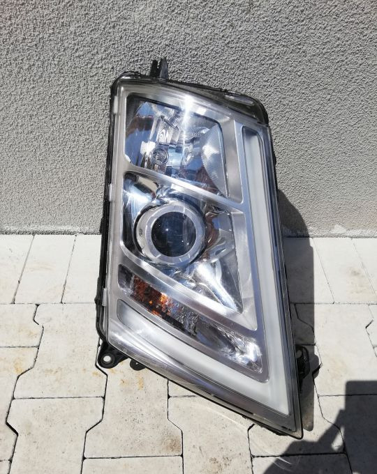 LAMPA XENON VOLVO FH4 FH 4 FM RH ORYGINAŁ - Передняя фара для Грузовиков: фото 1 LAMPA XENON VOLVO FH4 FH 4 FM RH ORYGINAŁ - Передняя фара для Грузовиков: фото 1