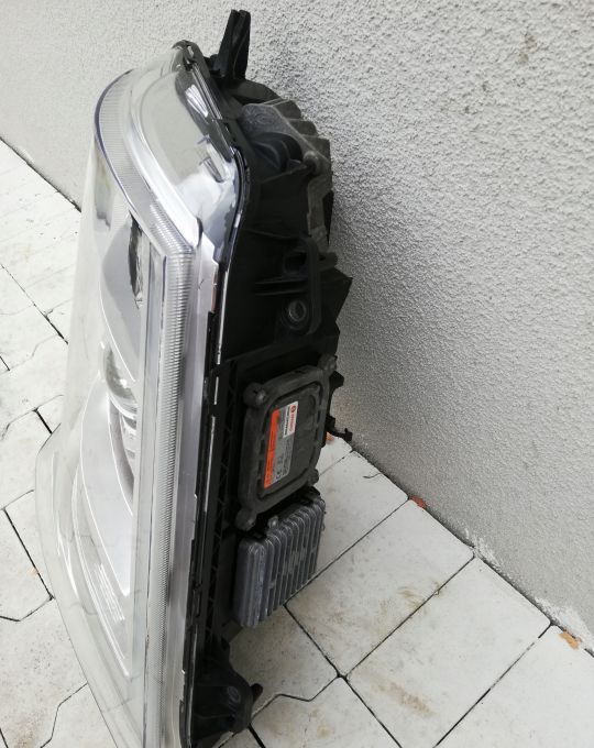 LAMPA XENON VOLVO FH4 FH 4 FM RH SKRETNY ORYGINAŁ - Передняя фара для Грузовиков: фото 2 LAMPA XENON VOLVO FH4 FH 4 FM RH SKRETNY ORYGINAŁ - Передняя фара для Грузовиков: фото 2