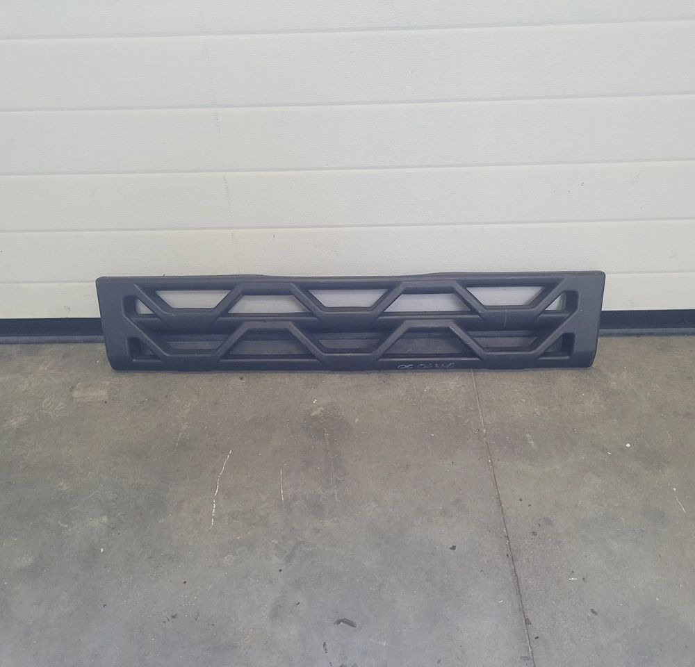 ŁAWKA STOPNIEN RENAULT RANGE T GAMA - Боковая подножка для Грузовиков: фото 1 ŁAWKA STOPNIEN RENAULT RANGE T GAMA - Боковая подножка для Грузовиков: фото 1