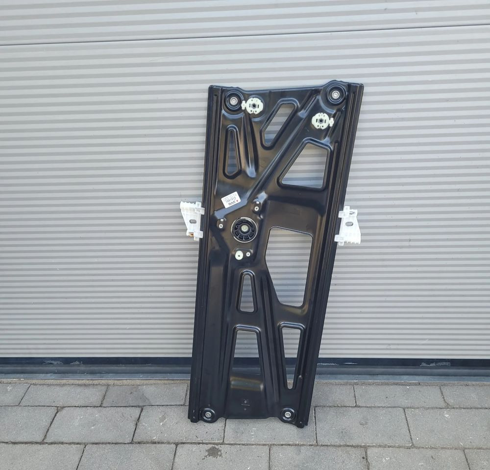 PODNOSNIK SZYBY RH DAF XF 106 OM 1881915 - Стеклоподъёмник для Грузовиков: фото 2 PODNOSNIK SZYBY RH DAF XF 106 OM 1881915 - Стеклоподъёмник для Грузовиков: фото 2