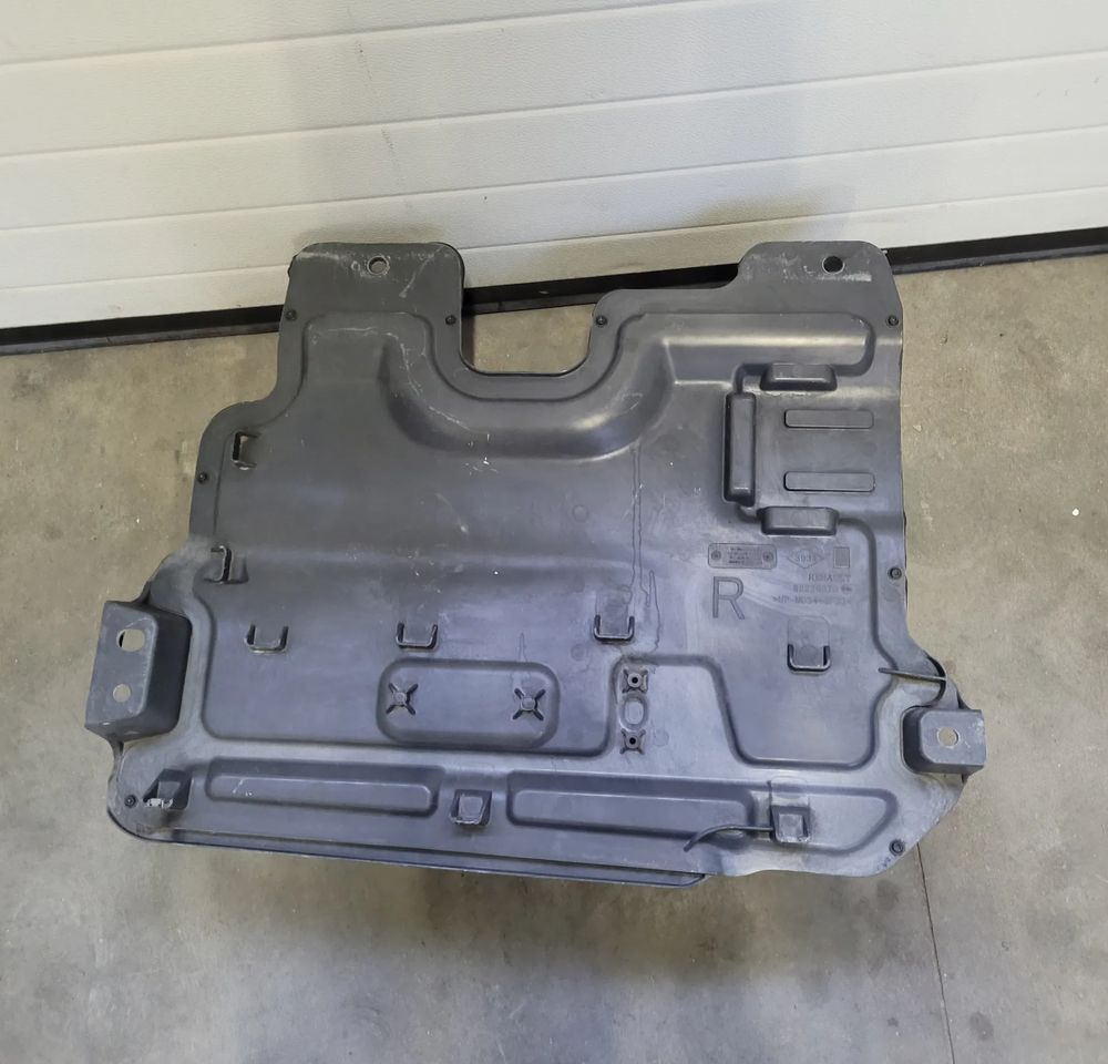 SCHOWEK BOCZNY RENAULT GAMA T 82226073 CHWALIM116 - Кузов и экстерьер для Грузовиков: фото 4 SCHOWEK BOCZNY RENAULT GAMA T 82226073 CHWALIM116 - Кузов и экстерьер для Грузовиков: фото 4