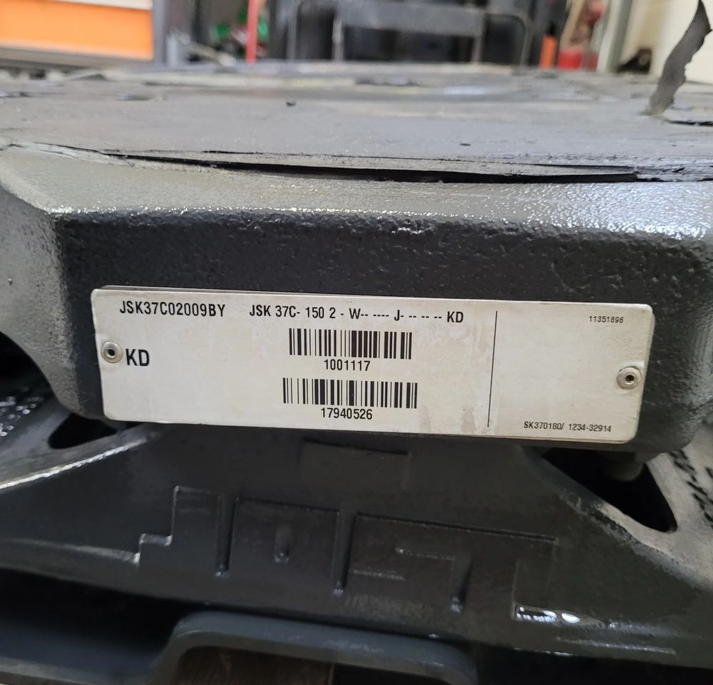 SIODŁO JOST DAF XG XF NOWY MODEL JSK37C-150 - Седло для Грузовиков: фото 4 SIODŁO JOST DAF XG XF NOWY MODEL JSK37C-150 - Седло для Грузовиков: фото 4